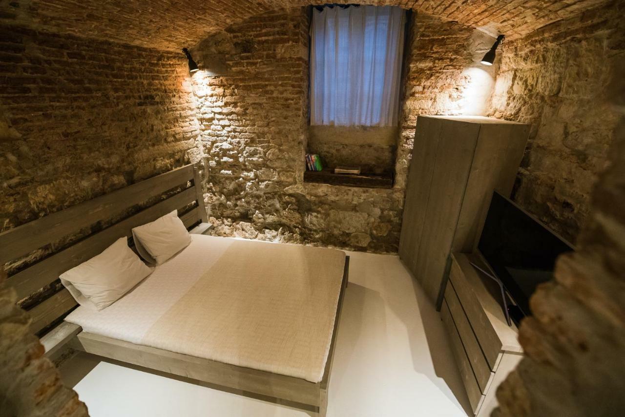 Old Central Apartment كلوج-نابوكا المظهر الخارجي الصورة