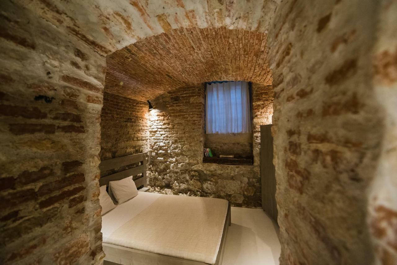 Old Central Apartment كلوج-نابوكا المظهر الخارجي الصورة